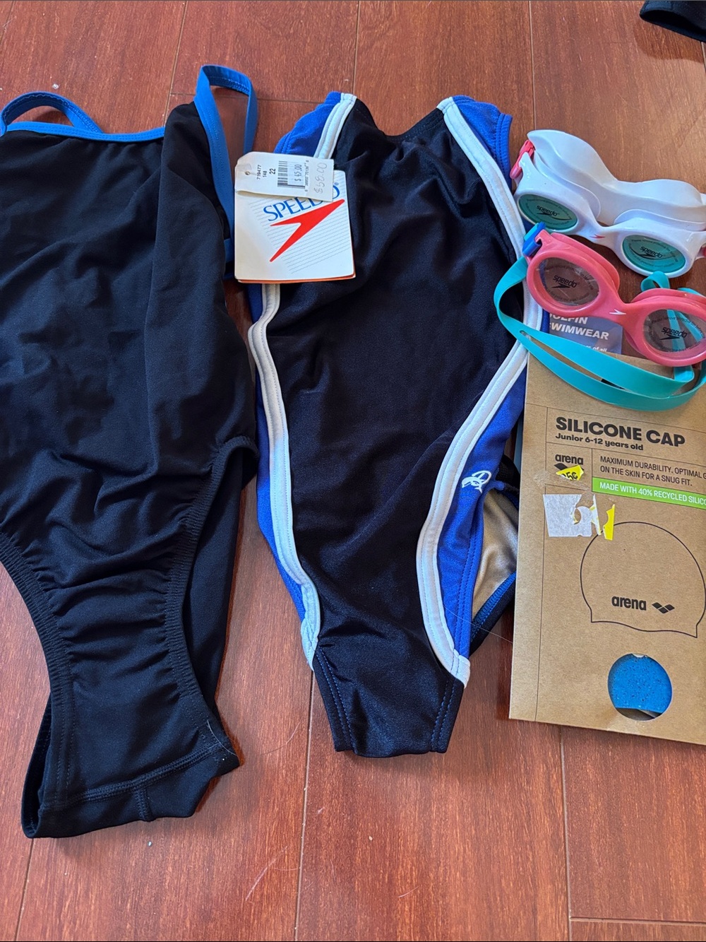 New Speedo Black One-Piece Swimsuit lot size 22